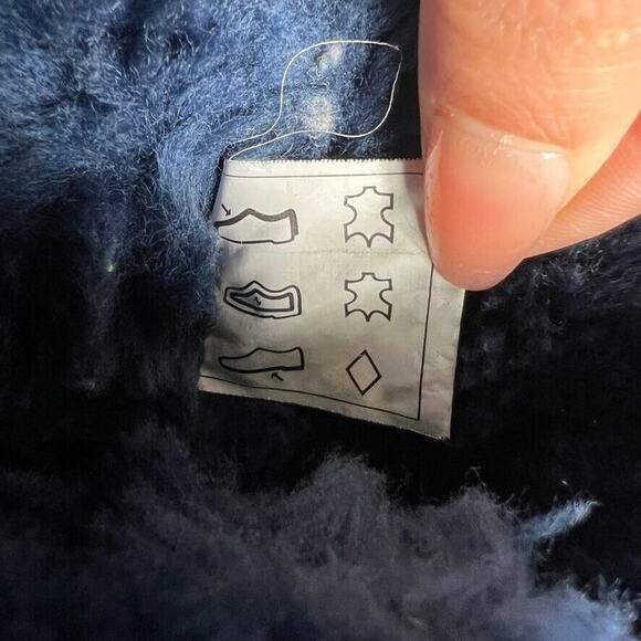 Kirkland Signature Boots Kids Girls 2 Blue Suede Wool Shearling Buckle Winter - Picture 8 of 11